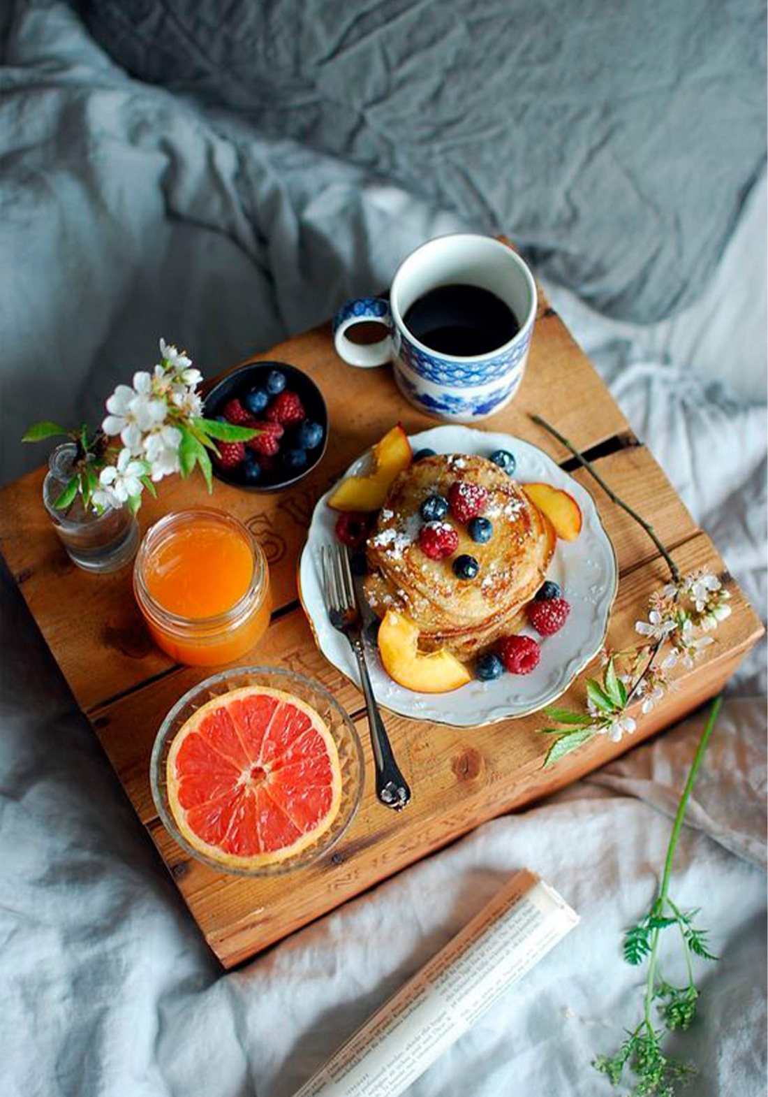 Вкусного утра картинки красивые. Красивый завтрак. Приятного завтрака. Доброе утро завтрак. Праздничный завтрак.