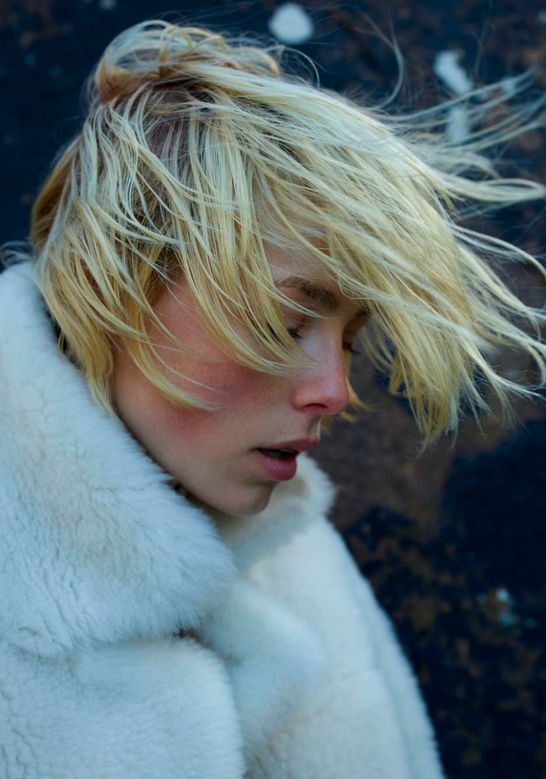 fotosessiya_na_severe_loro_piana_fall_winter_2022_2023
