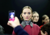 Как вы, возможно, уже знаете, в этом месяце в московском ЦУМе появился ограниченный выпуск серебристо-стальных стрелок для глаз Mirror Eyes, которые Питер Филипс придумал для показа Haute Couture Fall 2014. 