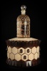 Guerlain празднует 160-летие флакона Bee Bottle
