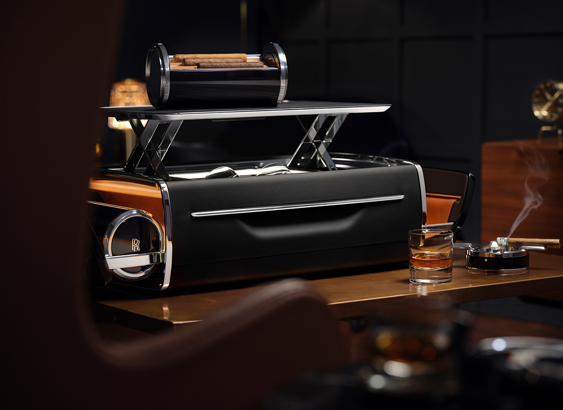 yashik_dlya_viski_rolls_royce